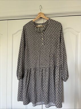 Part Two - Long-Sleeve Patterned Dress in Beige and Navy.